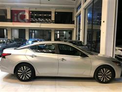 نيسان ألتيما